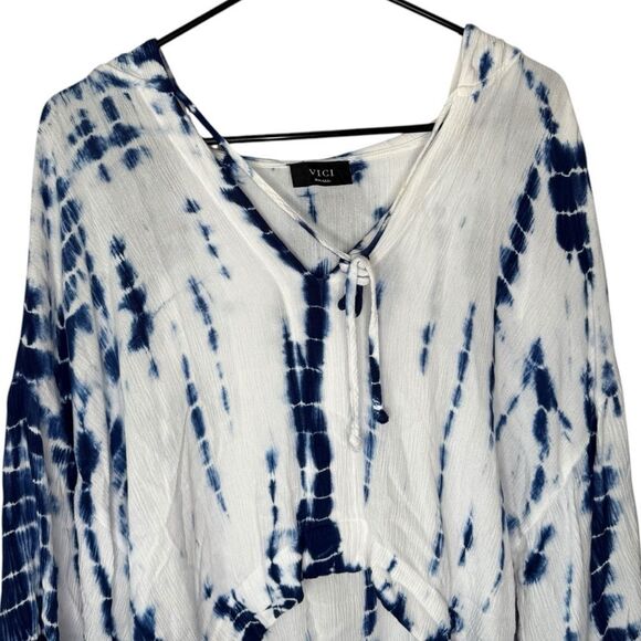 |EUC| VICI Tie Dye Flutter Boho Hooded Top - Picture 2 of 6